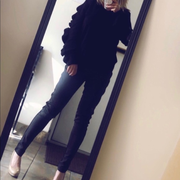 Meet your Posher, Kim - Picture 5 of 6